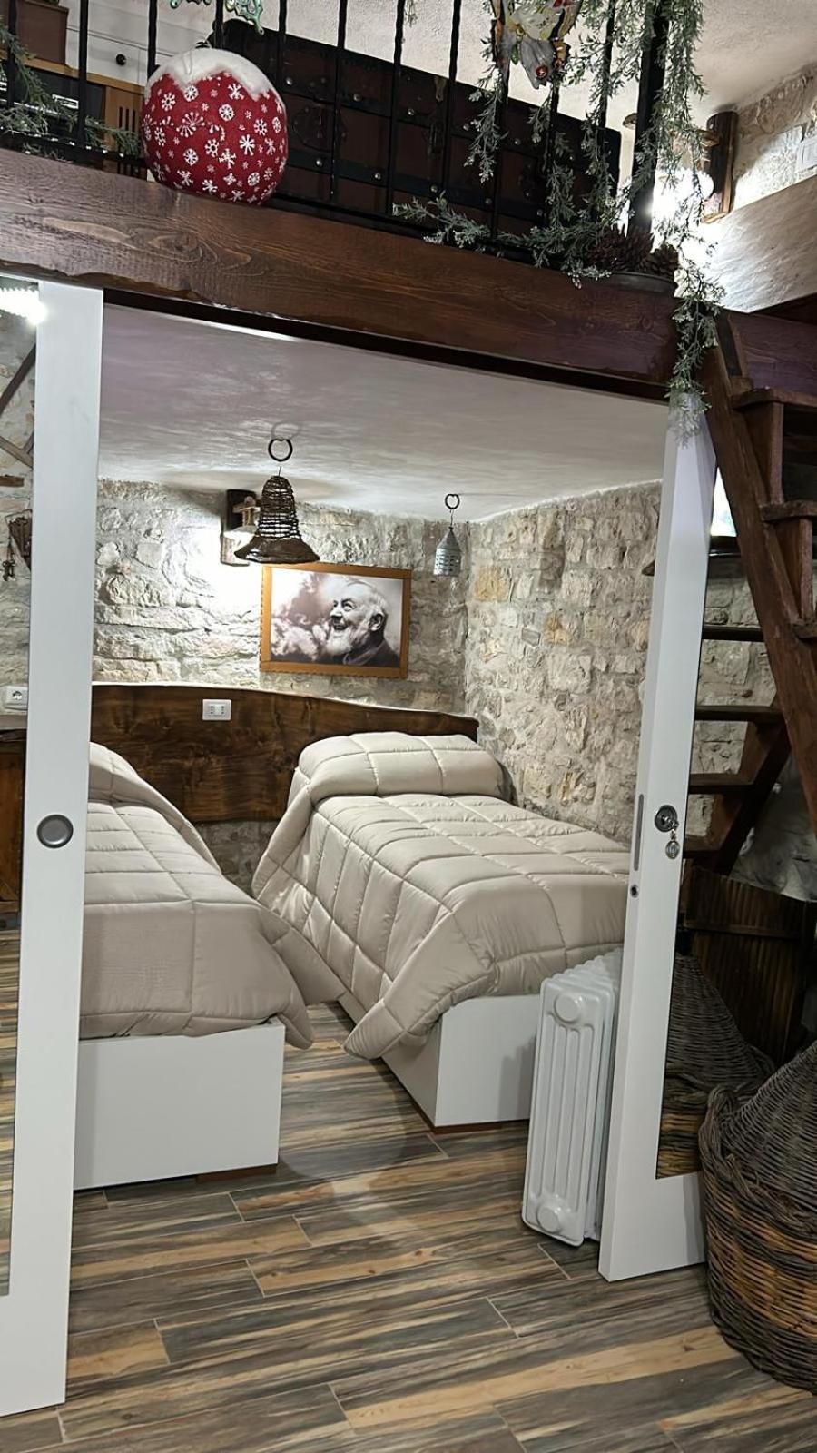 Dimora Forgione B&B - Pietrelcina Exterior photo
